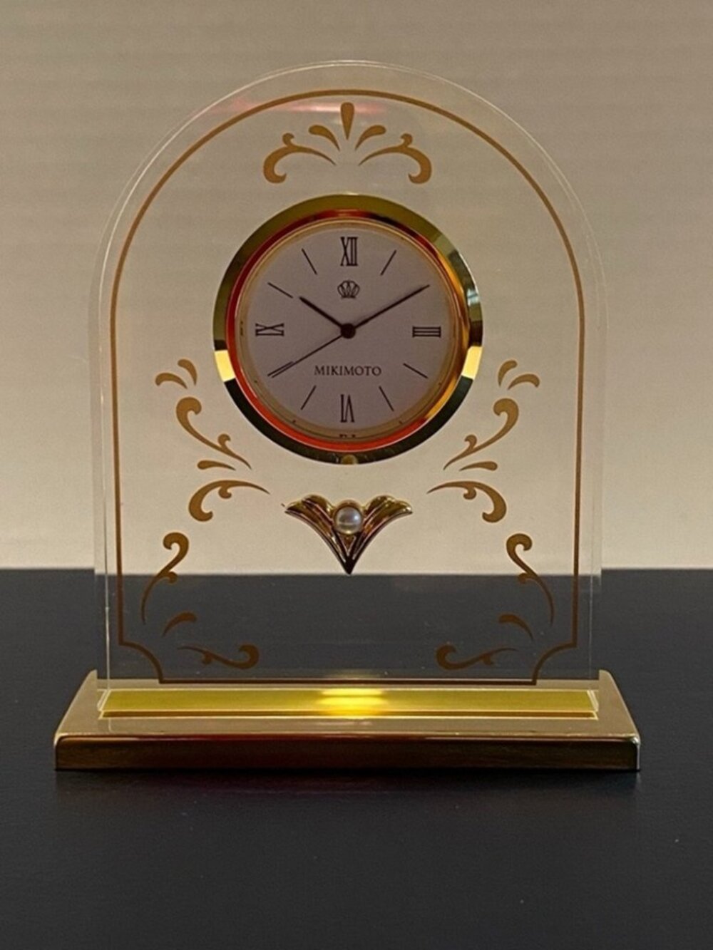NWB Mikimoto Desk Clock & Photo Frame Gold Filigree w/ Mikimoto Pearls Gift Set - Picture 2 of 8